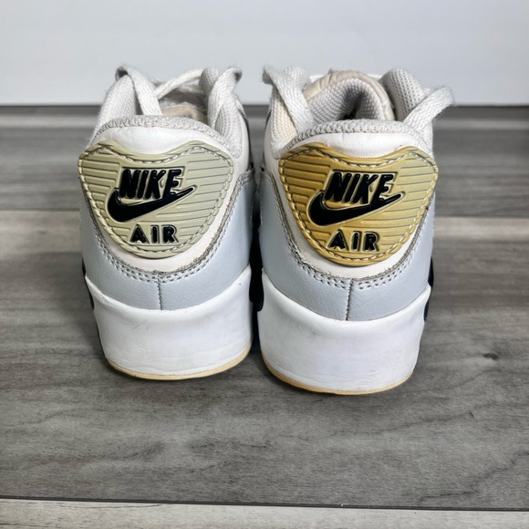 Nike Air Max 90 Shoes Sneakers Kids Youth 1Y Classic Casual Running - Picture 4 of 6
